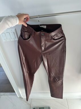 Abercrombie The 90s Straight Ultra High Rise Leather Pants